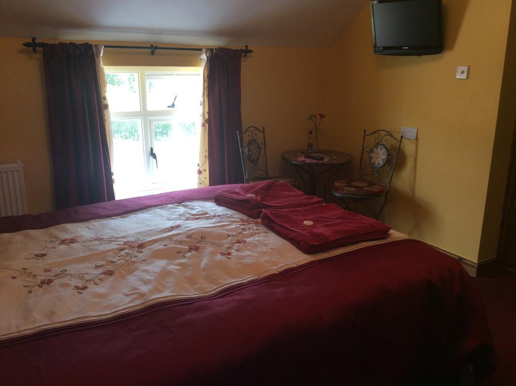 The Old Forge B&B Knockin Zimmer foto